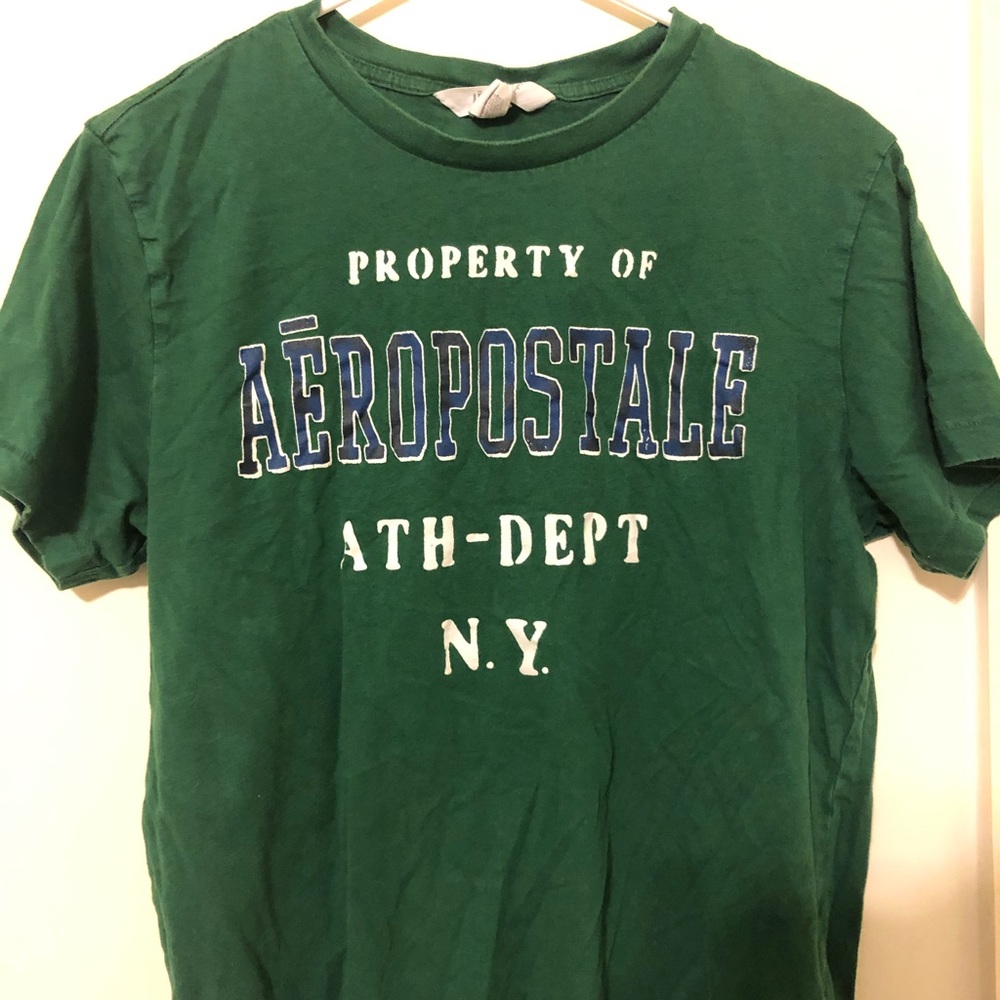 Green Aeropostale shirt